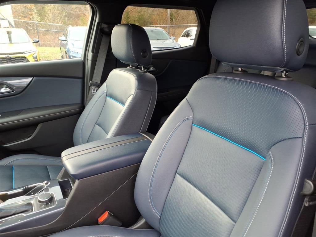 Certified 2023 Chevrolet Blazer RS w/ Enhanced Convenience Package image 12