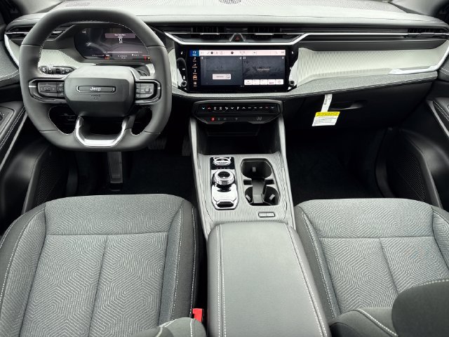 New 2026 Jeep Cherokee Laredo AWD/4WD image 14