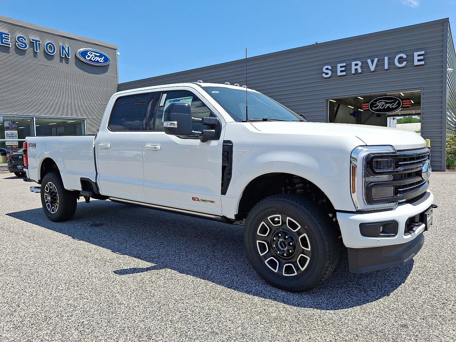 New 2025 Ford F350 Platinum image 2