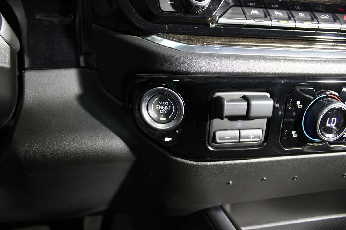 Used 2024 Chevrolet Silverado 1500 RST w/ Convenience Package II RWD image 25