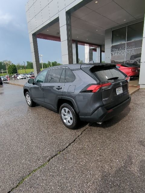 Used 2023 Toyota RAV4 LE FWD image 10
