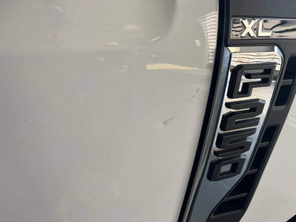 Used 2023 Ford F250 XL w/ XL Driver Assist Package AWD/4WD image 12