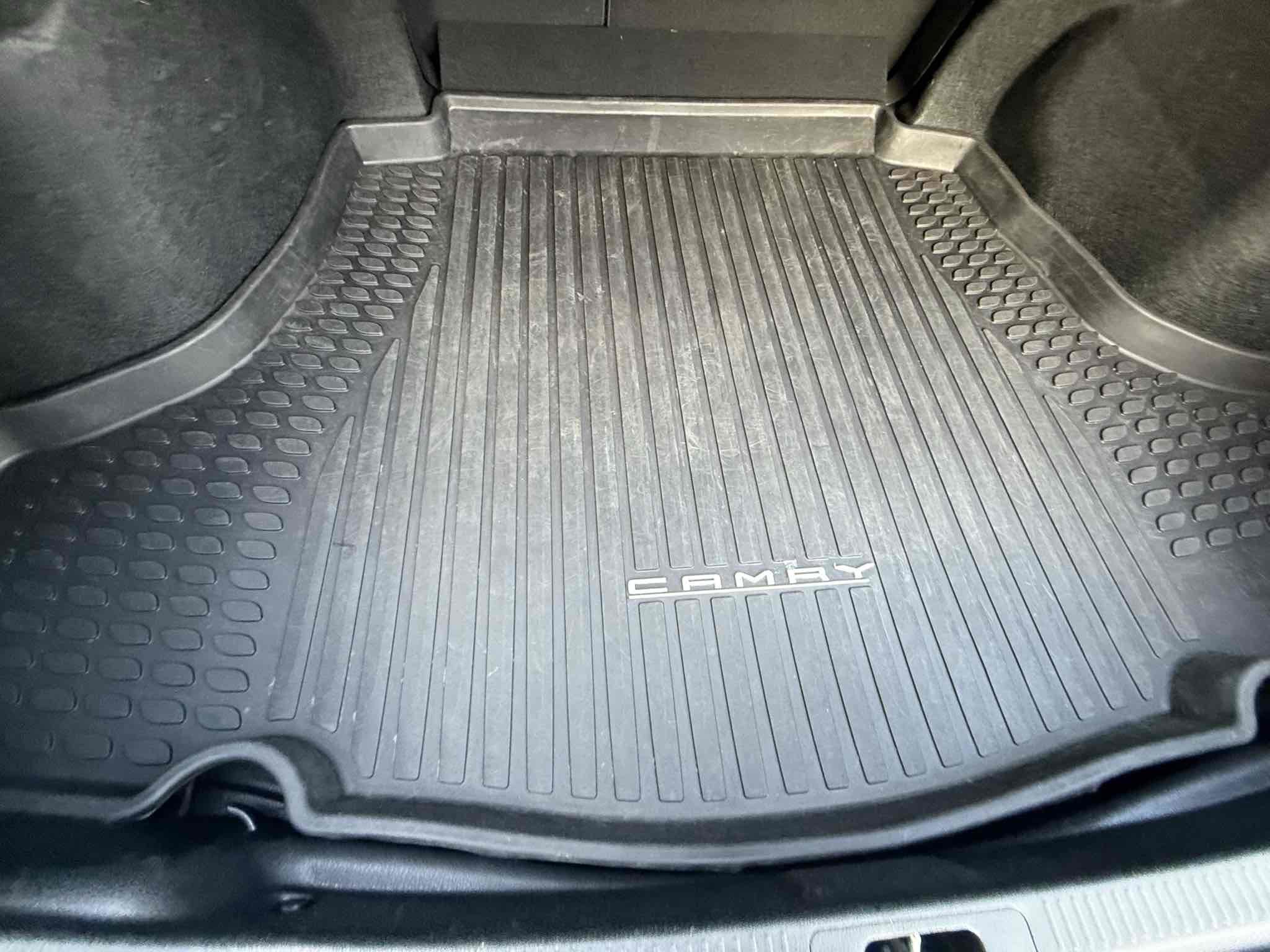 Used 2019 Toyota Camry LE image 61