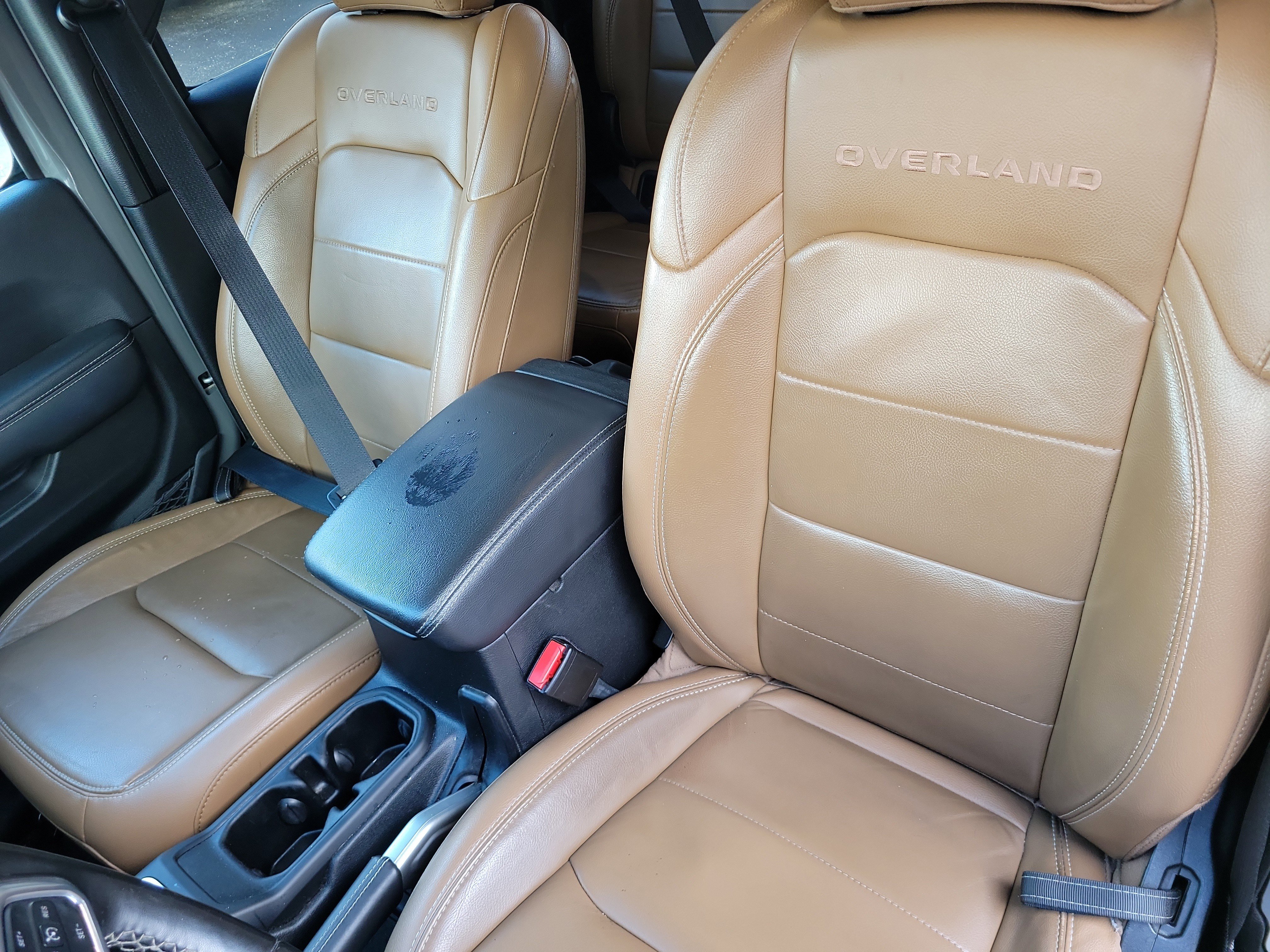 Used 2021 Jeep Gladiator Overland w/ Popular Equipment Package AWD/4WD image 11