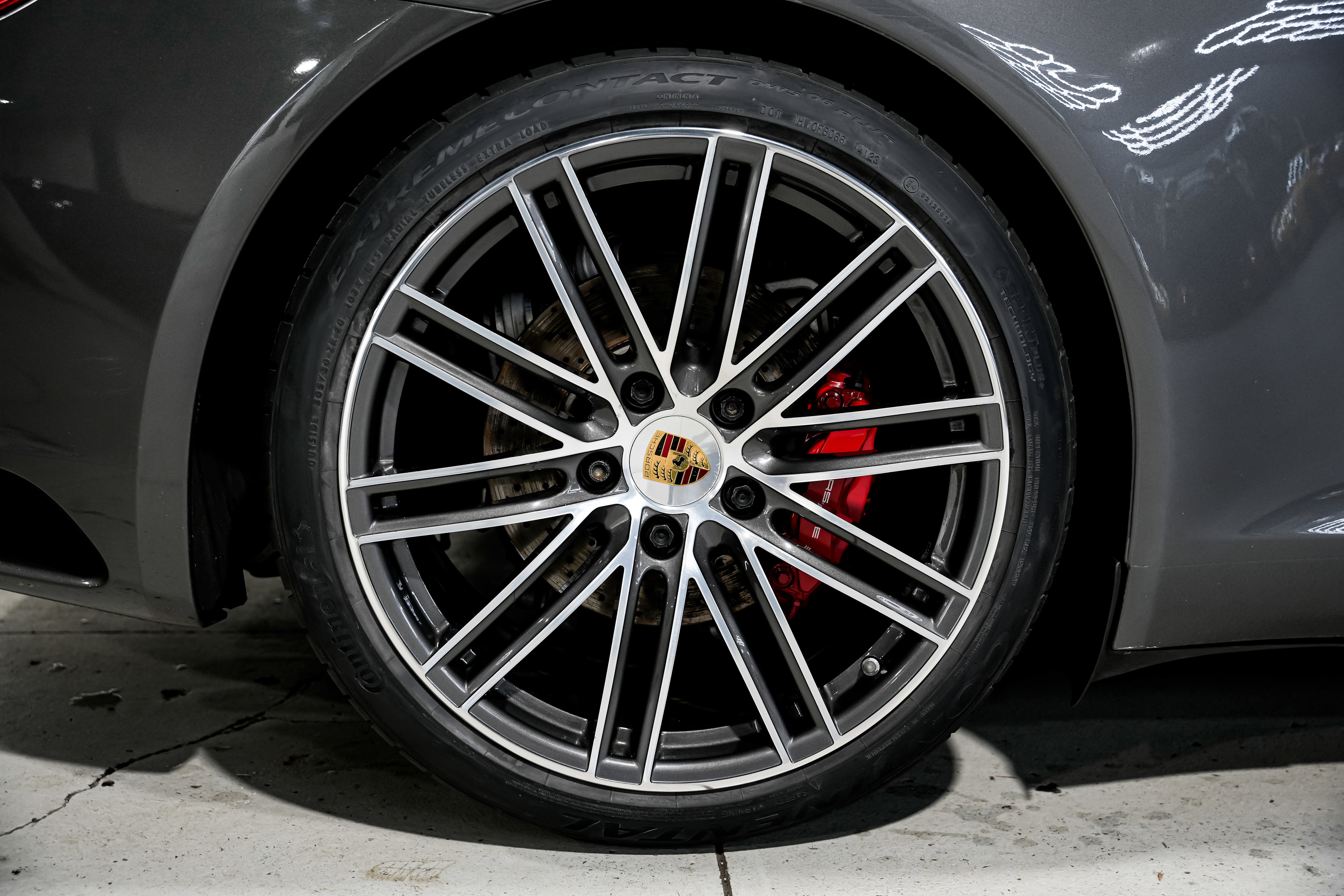 Used 2017 Porsche 911 Carrera S image 43