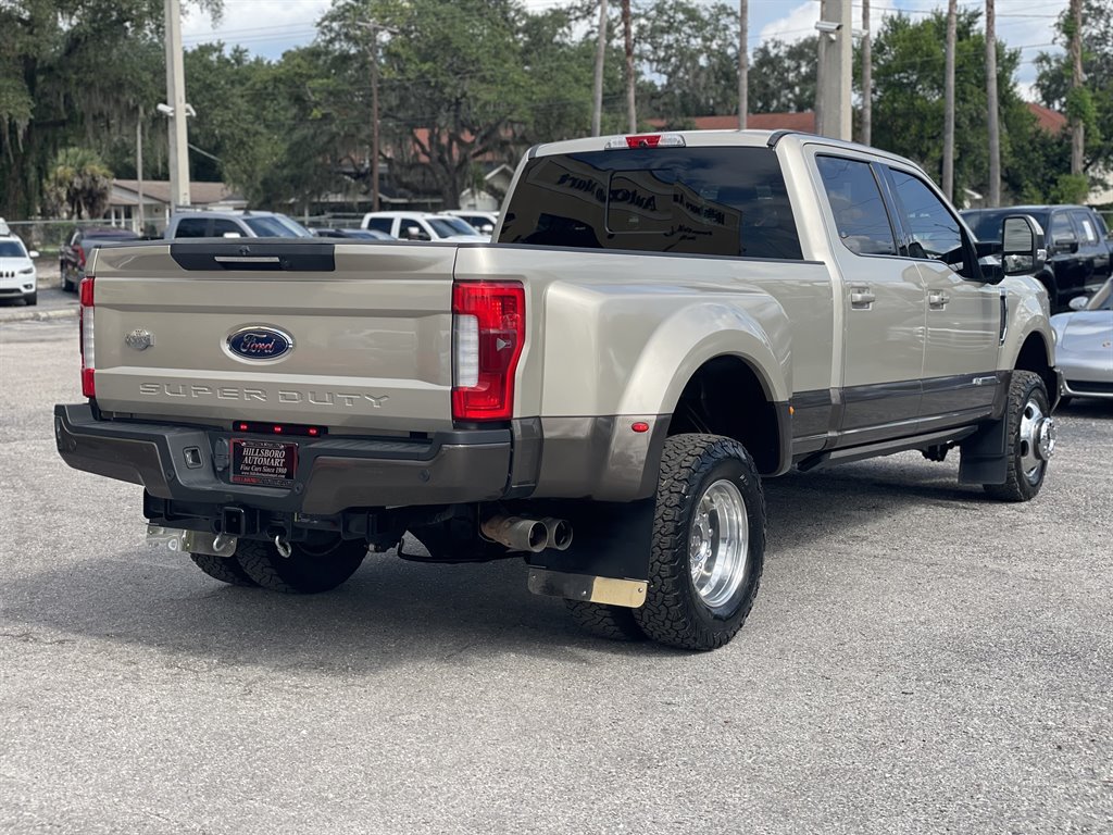Used 2017 Ford F350 King Ranch w/ King Ranch Ultimate Package AWD/4WD image 23
