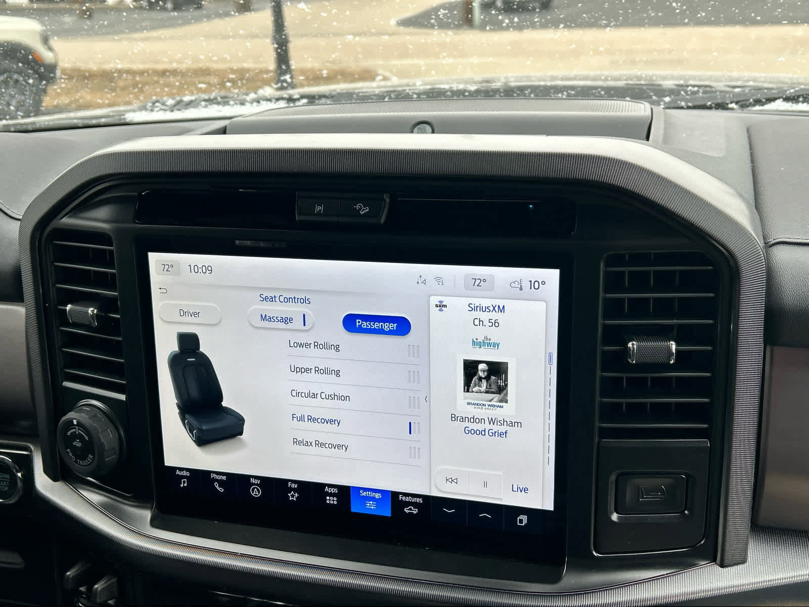 New 2025 Ford F150 Platinum w/ FX4 Off-Road Package image 42