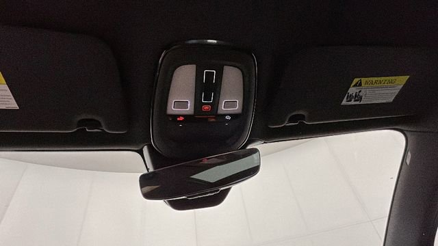 Used 2023 Volvo XC40 Recharge Plus AWD/4WD image 26