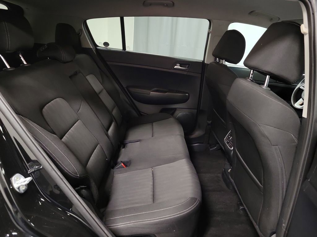 Used 2022 Kia Sportage LX image 23