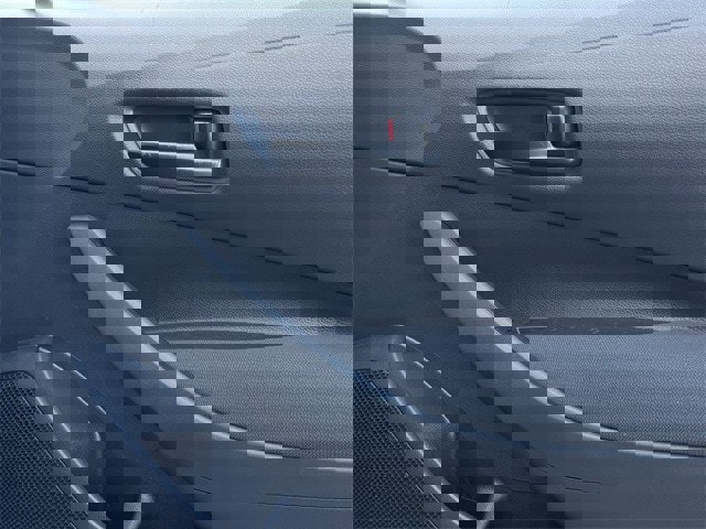 Used 2024 Toyota Corolla LE image 27