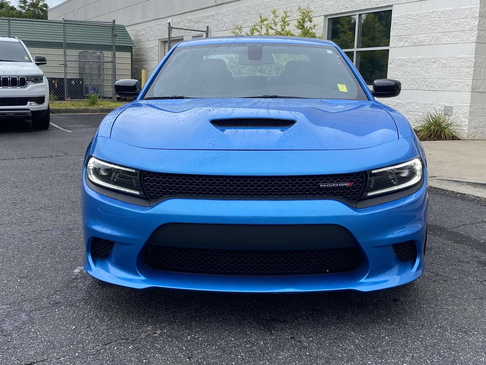Used 2023 Dodge Charger R/T w/ Navigation & Travel Group RWD image 2