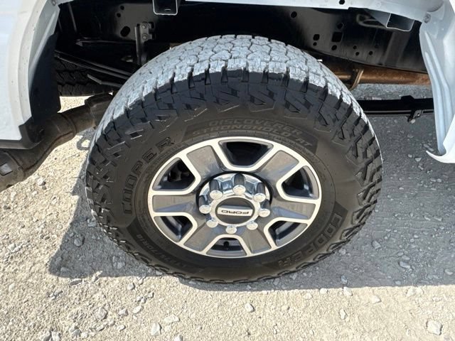 Used 2025 Ford F250 XLT w/ FX4 Off-Road Package AWD/4WD image 29