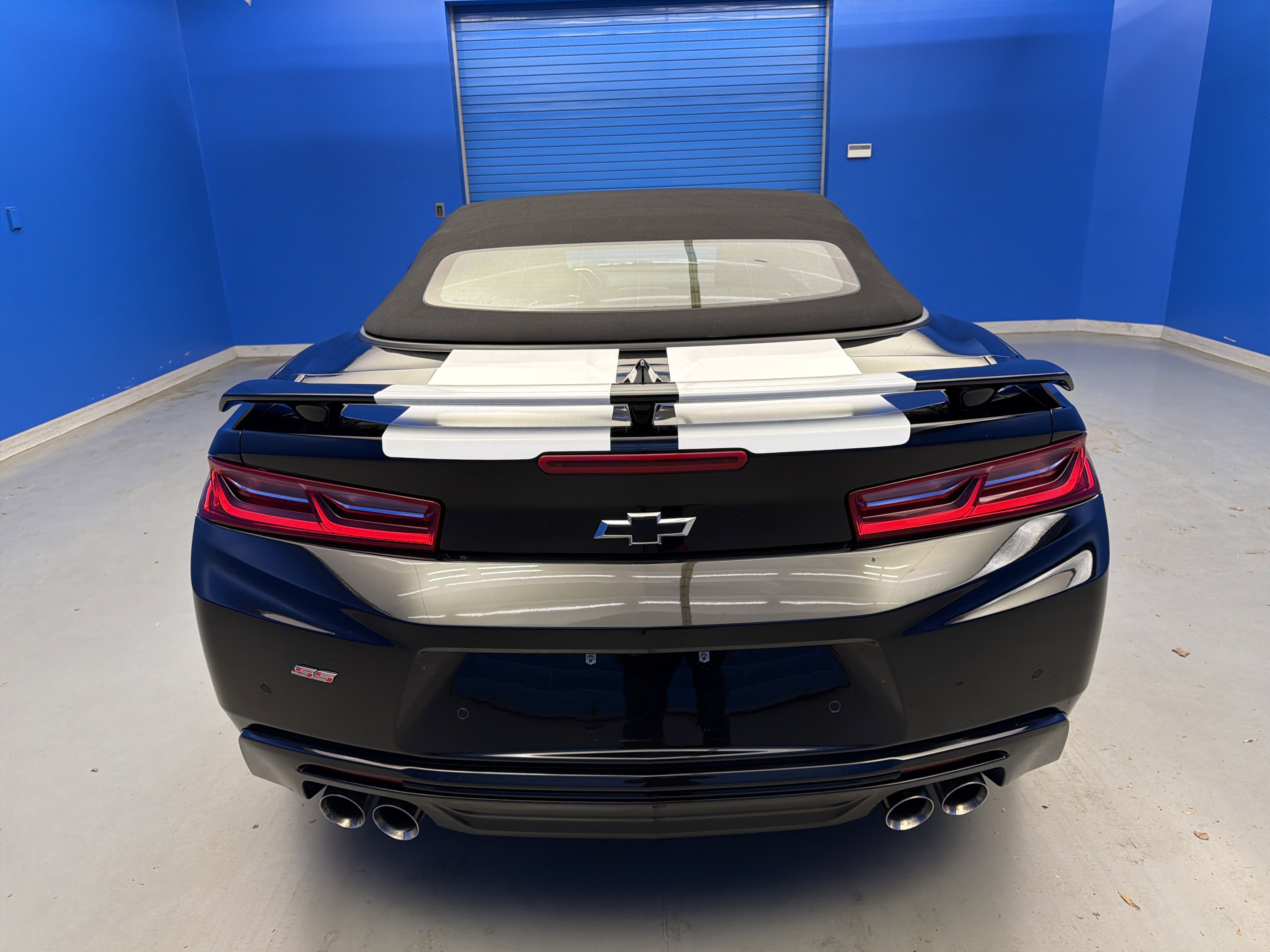 Used 2016 Chevrolet Camaro SS RWD image 6