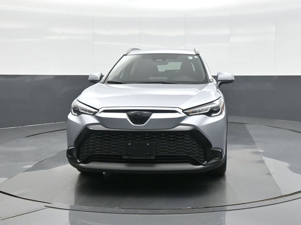 Used 2024 Toyota Corolla Cross AWD Hybrid image 2
