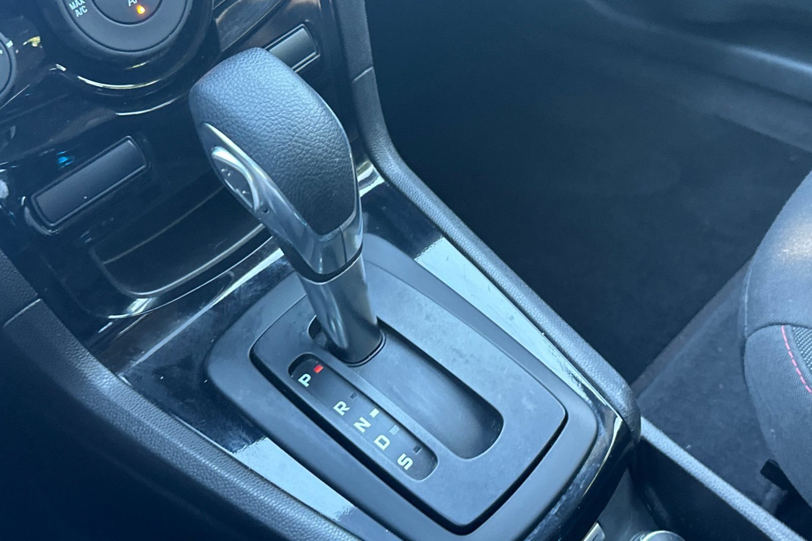 Used 2019 Ford Fiesta ST-Line FWD image 18