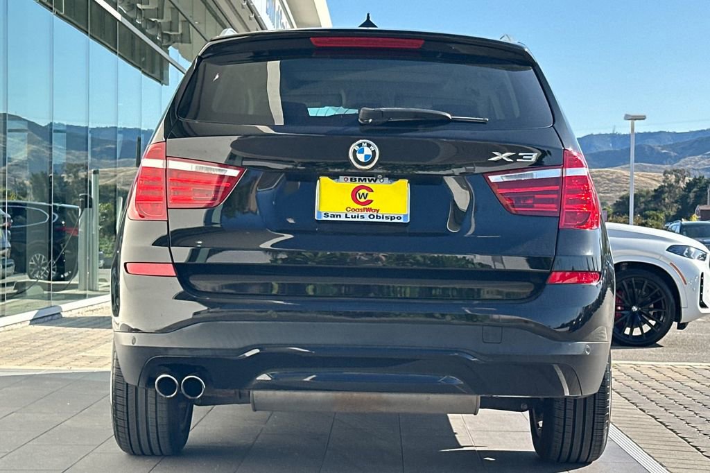 Used 2017 BMW X3 sDrive28i image 4