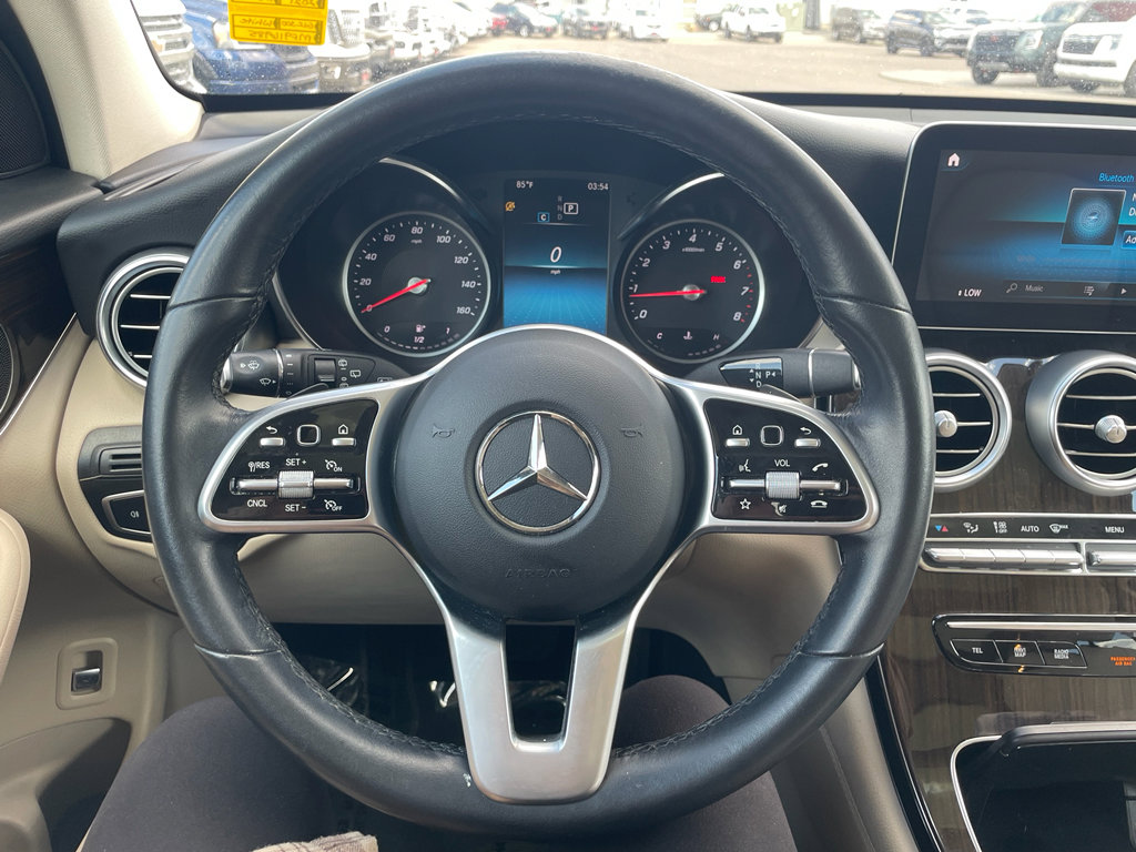 Used 2021 Mercedes-Benz GLC 300 4MATIC image 23