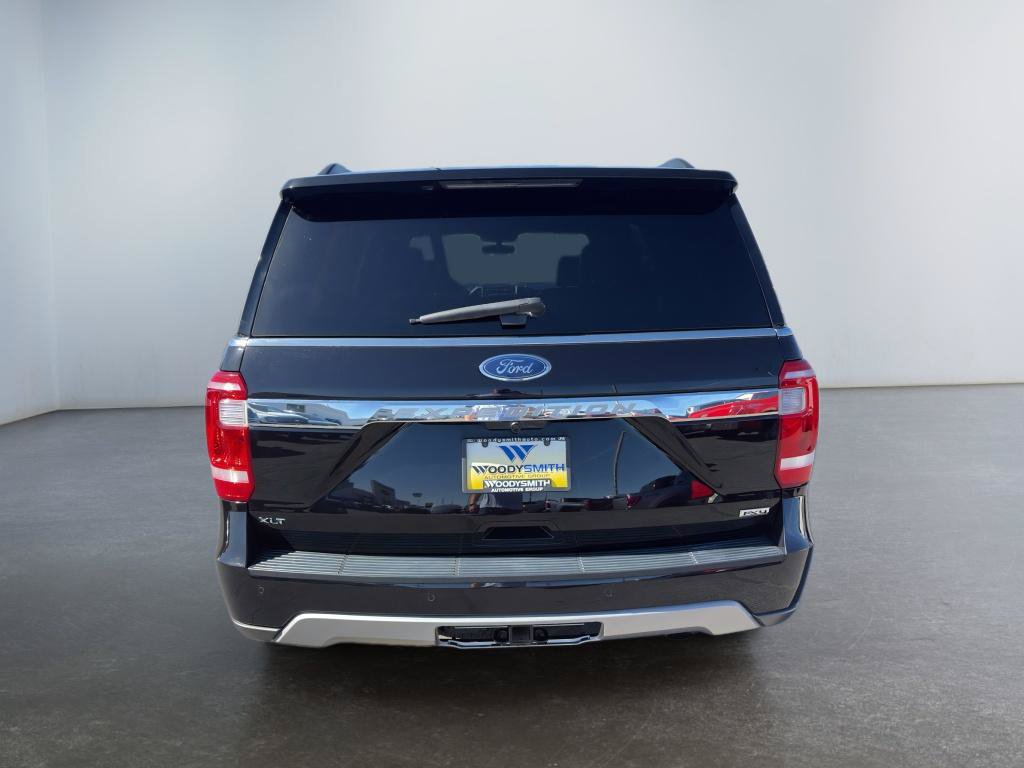 Used 2020 Ford Expedition XLT w/ Equipment Group 202A AWD/4WD image 4