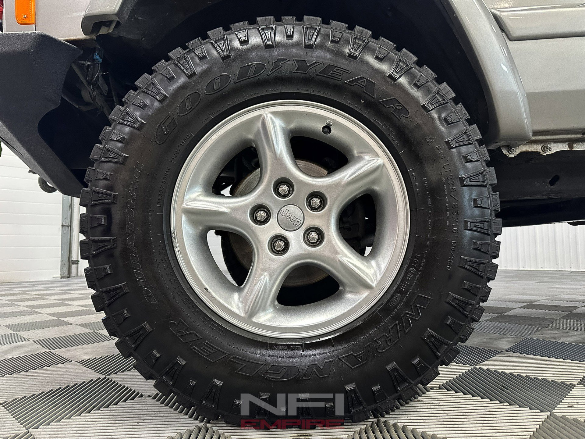 Used 2001 Jeep Cherokee Sport image 12