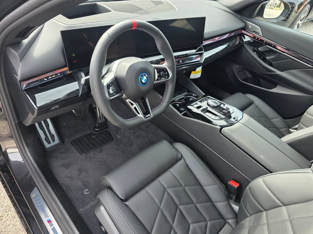 New 2026 BMW i5 M60 AWD/4WD image 8
