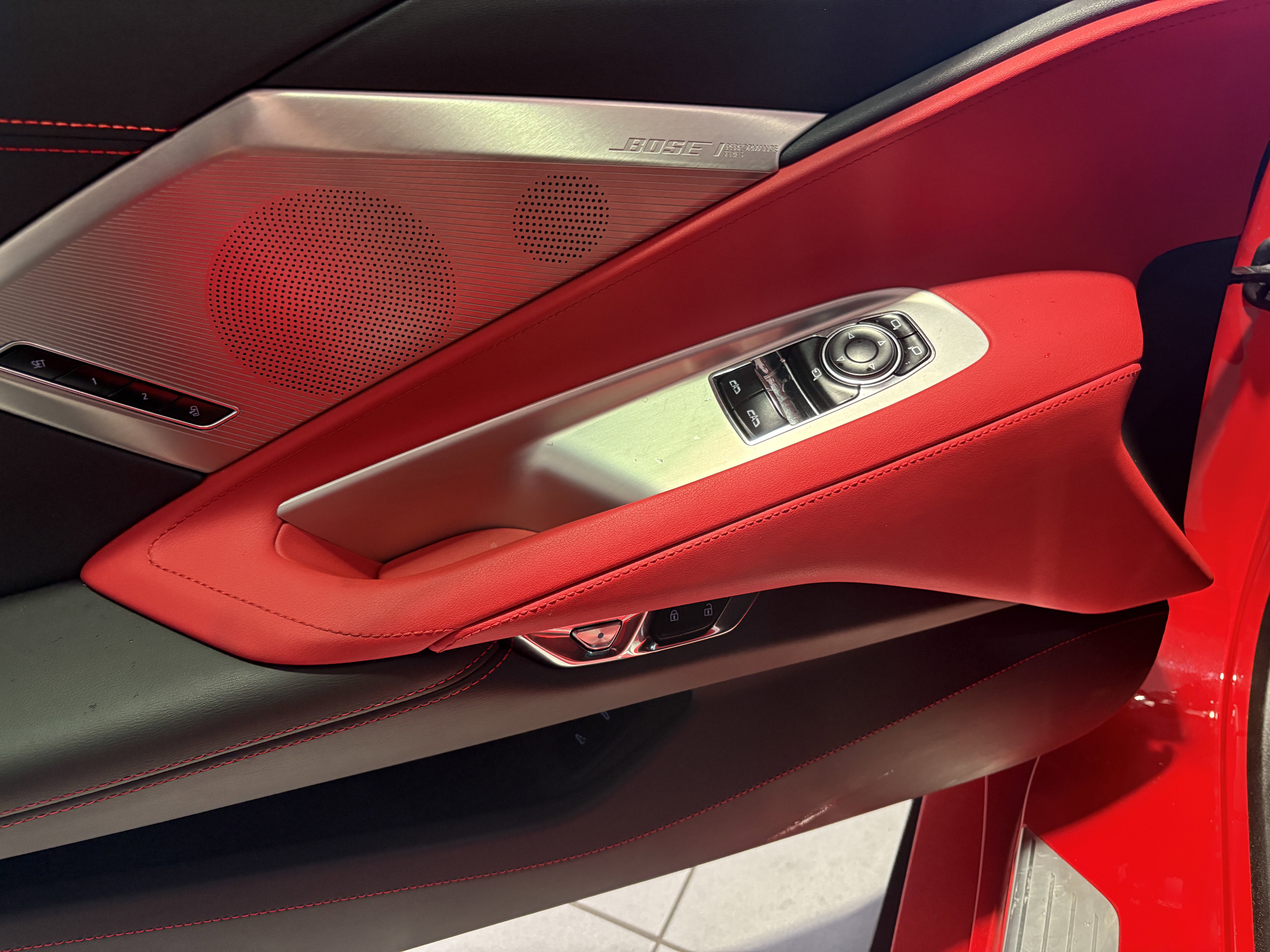 Used 2024 Chevrolet Corvette Stingray Preferred Cpe w/ Z51 Performance Package image 8