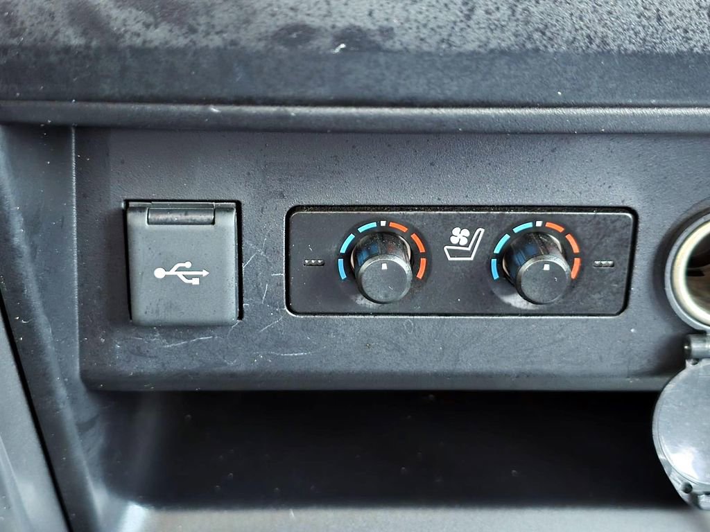 Used 2024 Toyota 4Runner Limited image 16