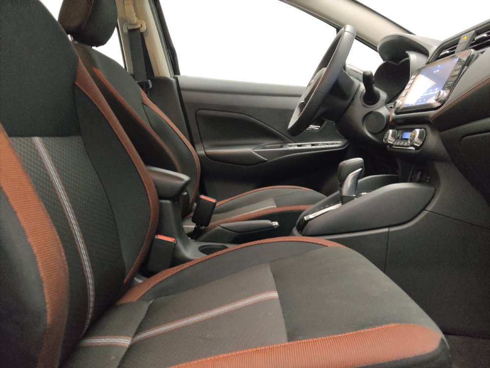 Used 2025 Nissan Versa SR w/ Trunk Package FWD image 21
