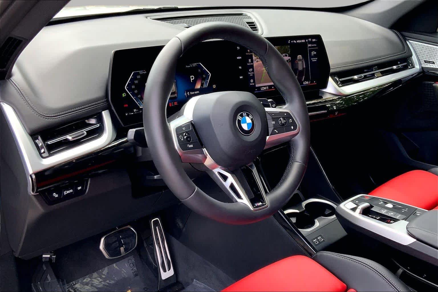 Used 2024 BMW X1 xDrive28i w/ M Sport Package AWD/4WD image 17