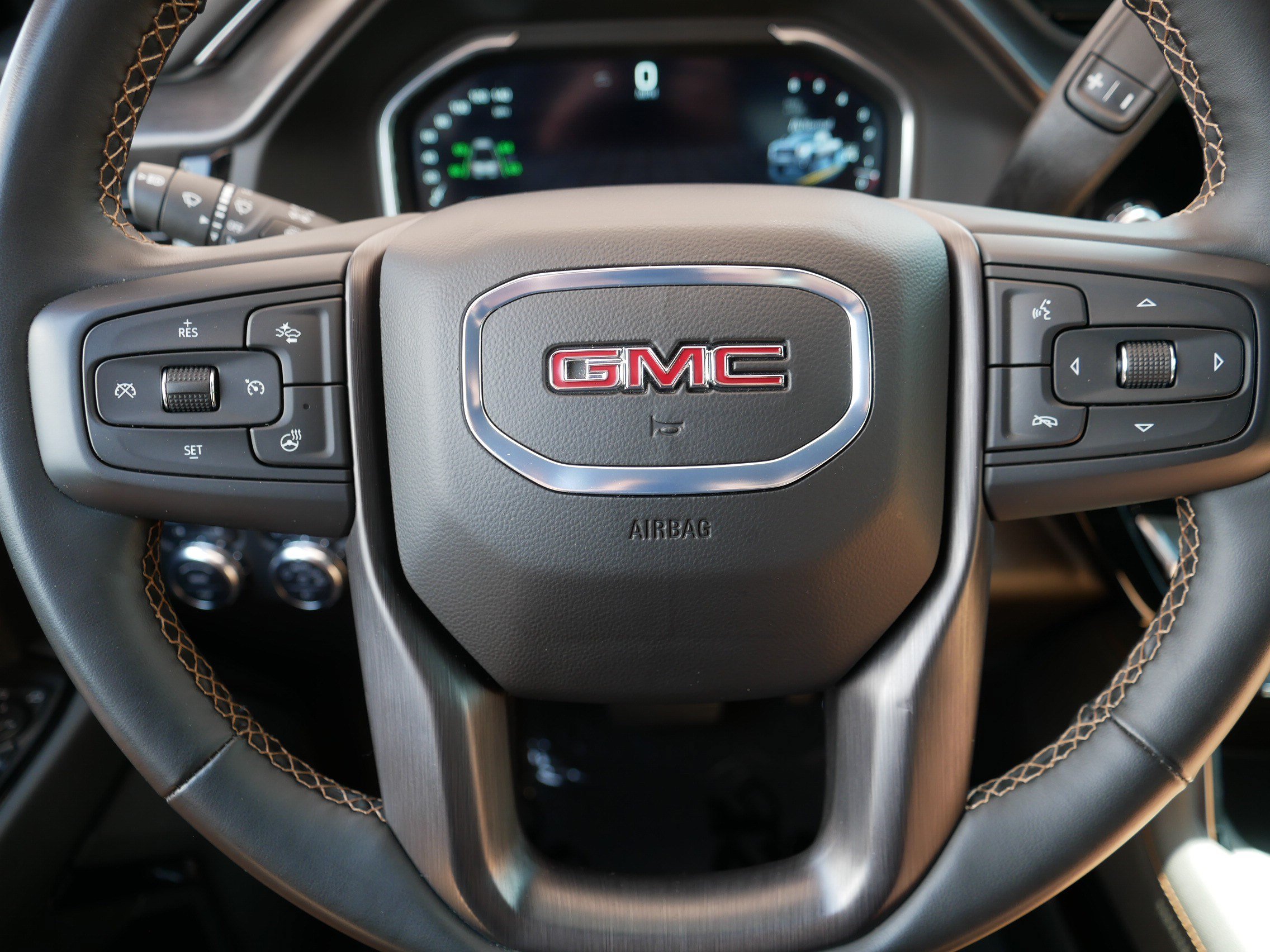 Used 2024 GMC Sierra 2500 AT4 w/ Technology Package AWD/4WD image 25