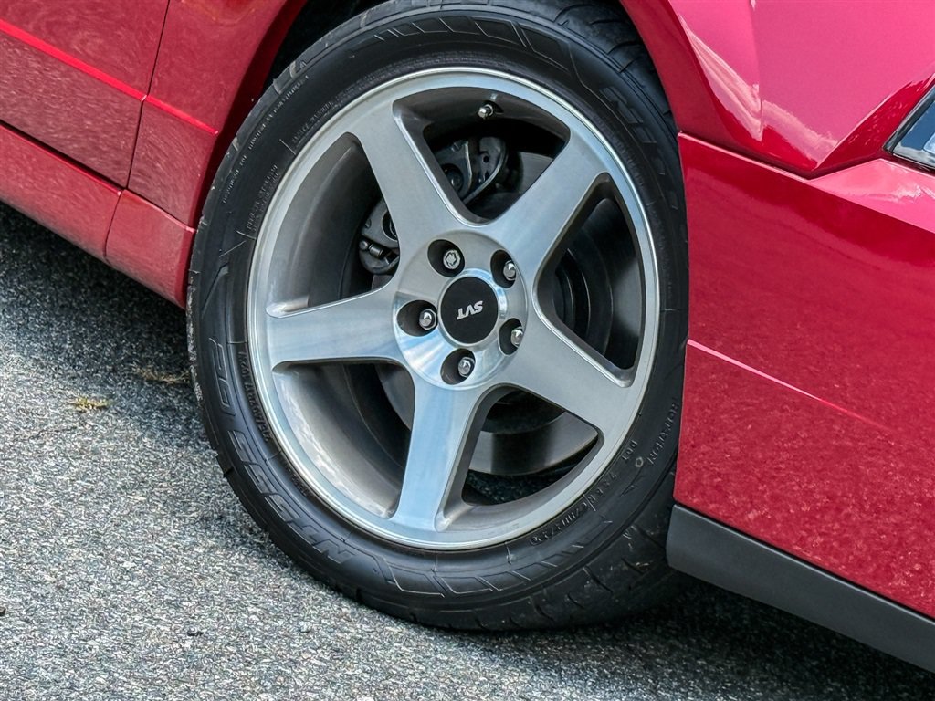 Used 2004 Ford Mustang Cobra RWD image 30
