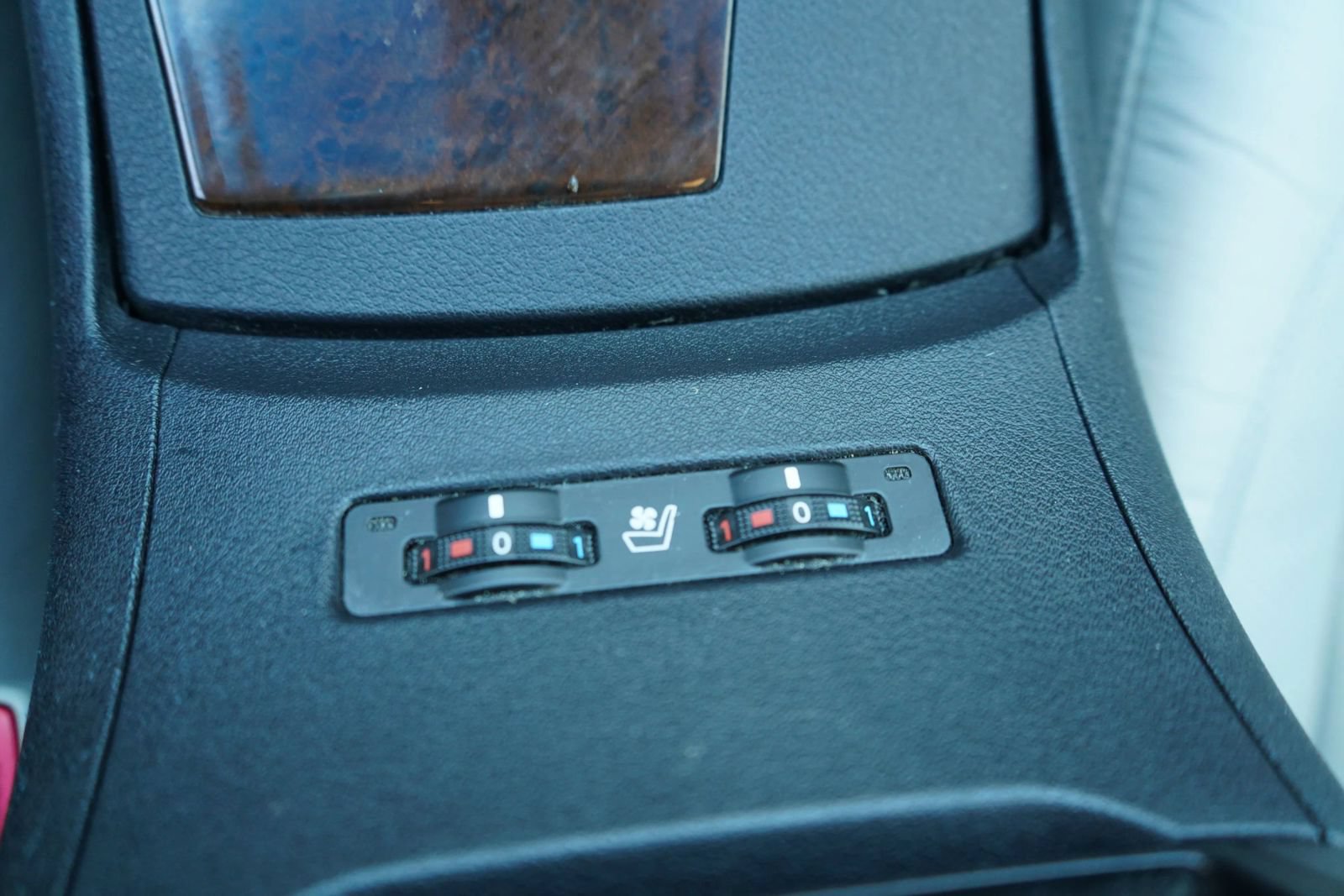Used 2011 Lexus ES 350 FWD image 14