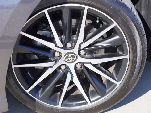 Used 2023 Toyota Camry SE image 10