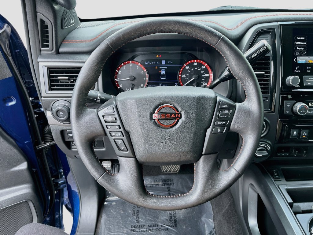 Used 2024 Nissan Titan PRO-4X w/ Pro-4x Convenience Package AWD/4WD image 18