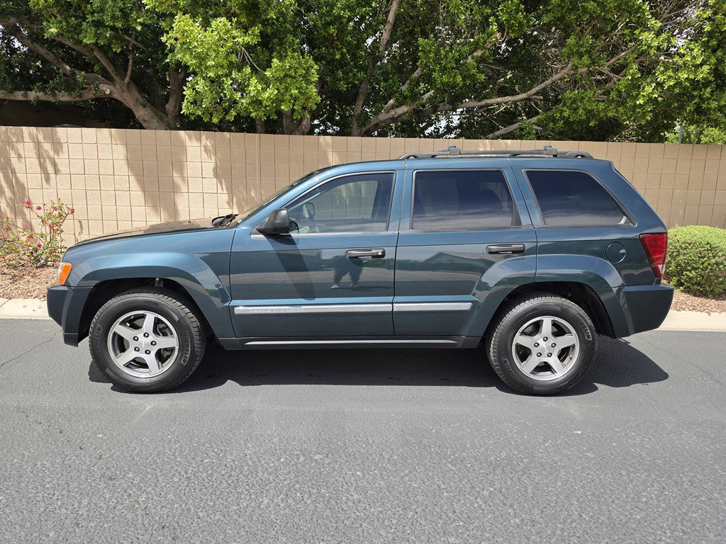 Used 2005 Jeep Grand Cherokee Laredo RWD image 15