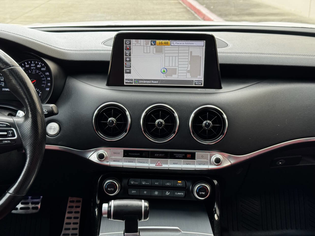 Used 2020 Kia Stinger GT1 image 21