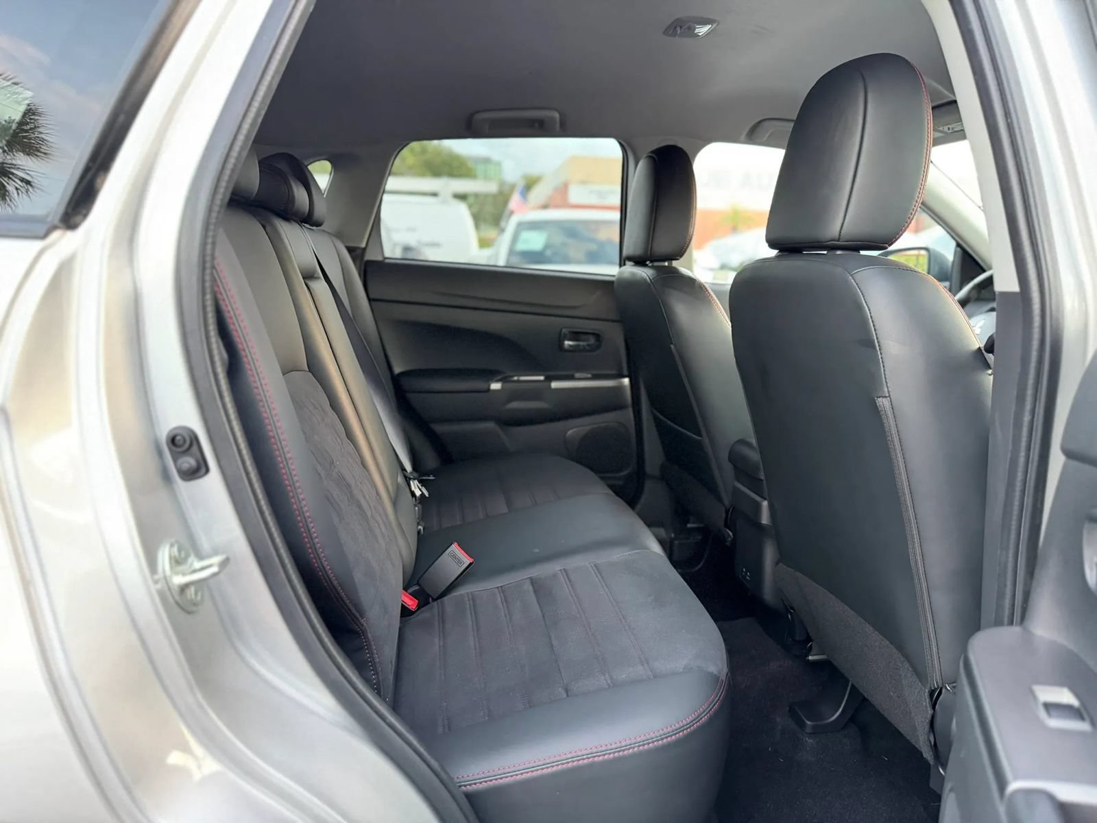 Used 2022 Mitsubishi Outlander Sport SE AWD/4WD image 32