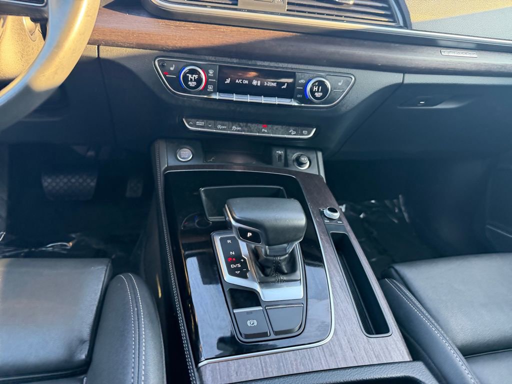 Used 2024 Audi Q5 2.0T Premium Plus image 11