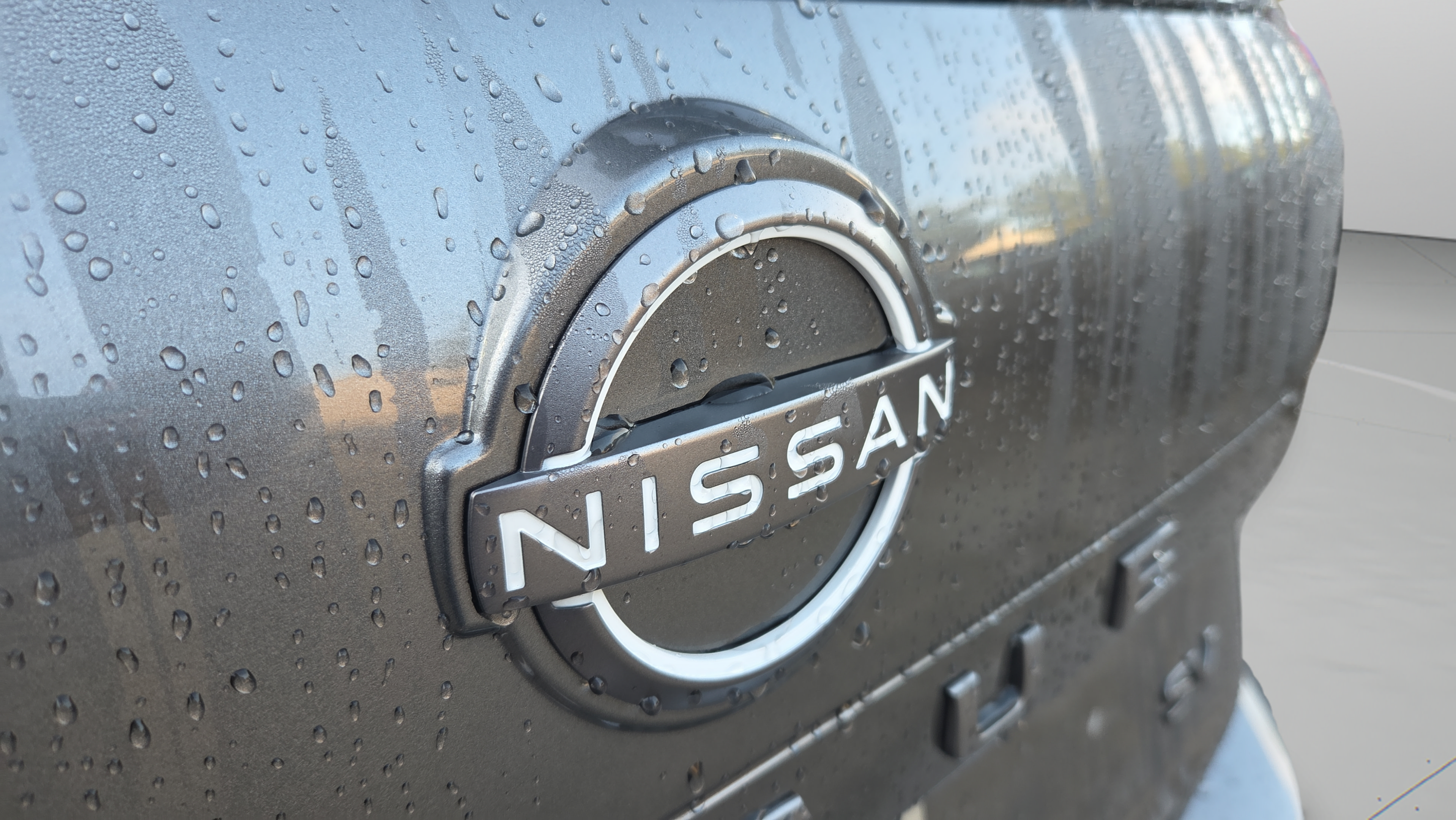 Used 2024 Nissan Rogue SV FWD image 28