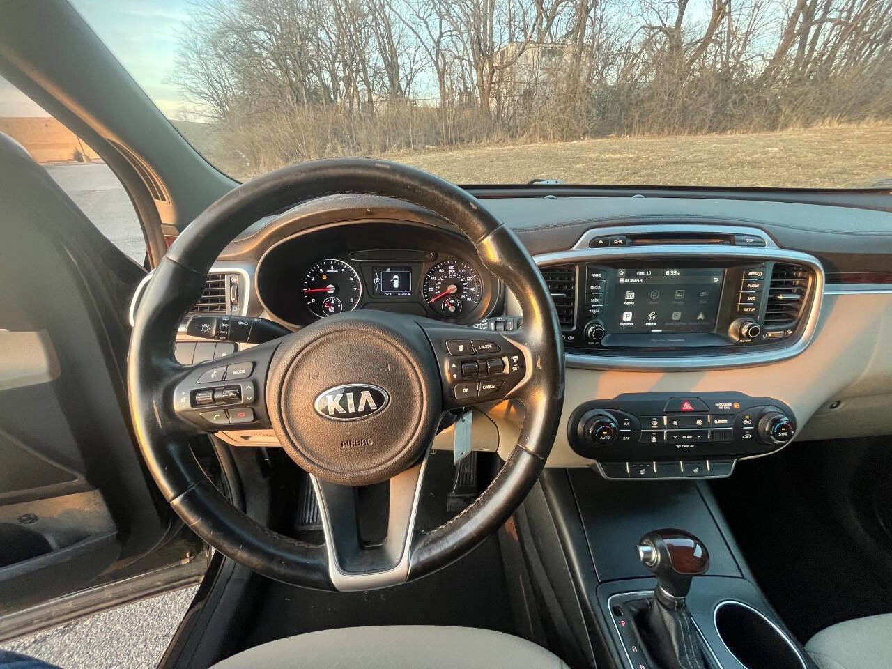 Used 2017 Kia Sorento FWD w/ LX Convenience Package image 22