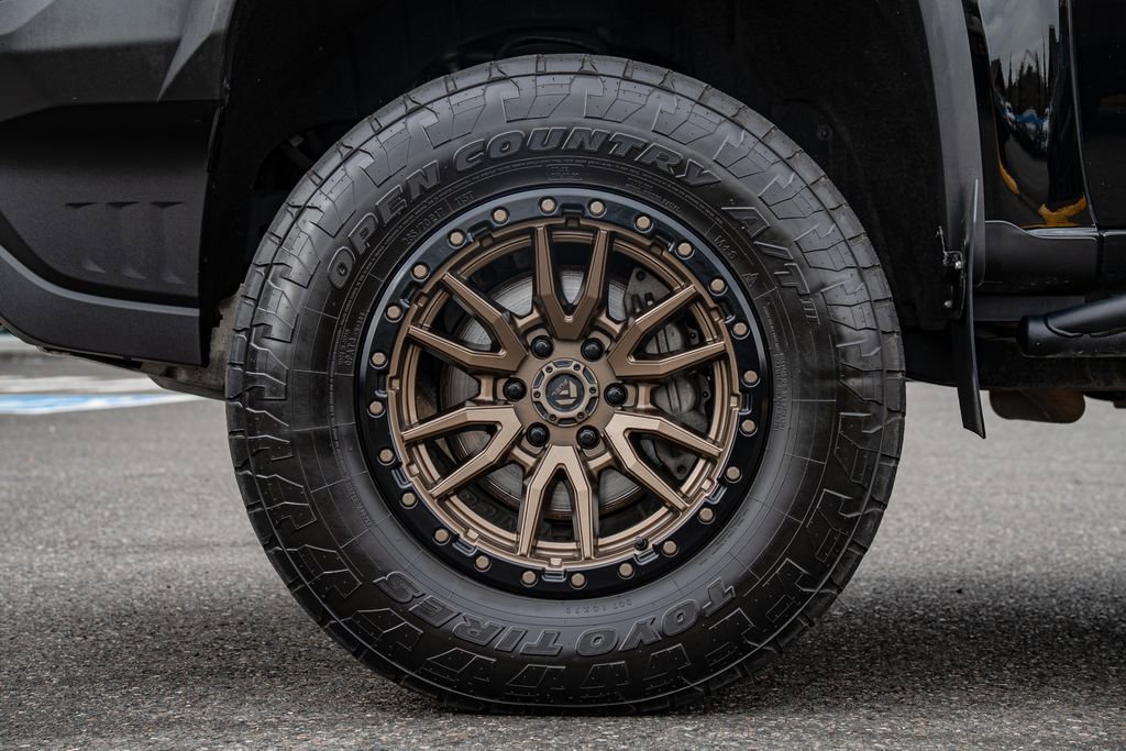 Used 2020 Chevrolet Colorado ZR2 image 10