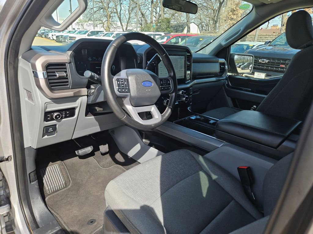 Used 2025 Ford F150 XLT w/ Equipment Group 301A Standard AWD/4WD image 13