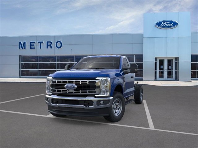 New 2026 Ford F350 XL w/ XL Chrome Package image 3