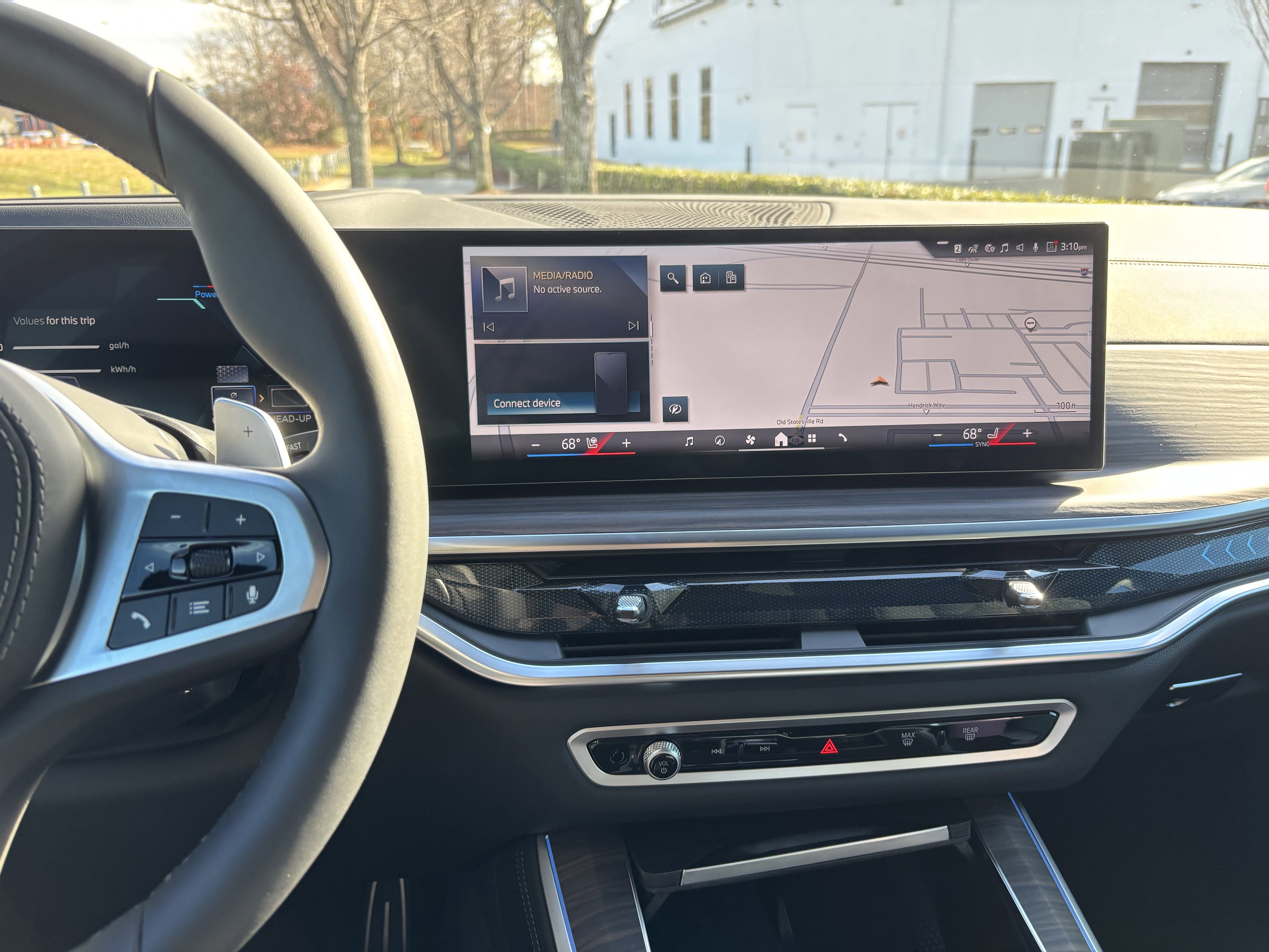 Used 2026 BMW X5 xDrive50e w/ M Sport Package image 30