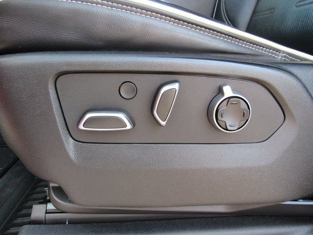 Used 2022 GMC Sierra 1500 AT4X image 15