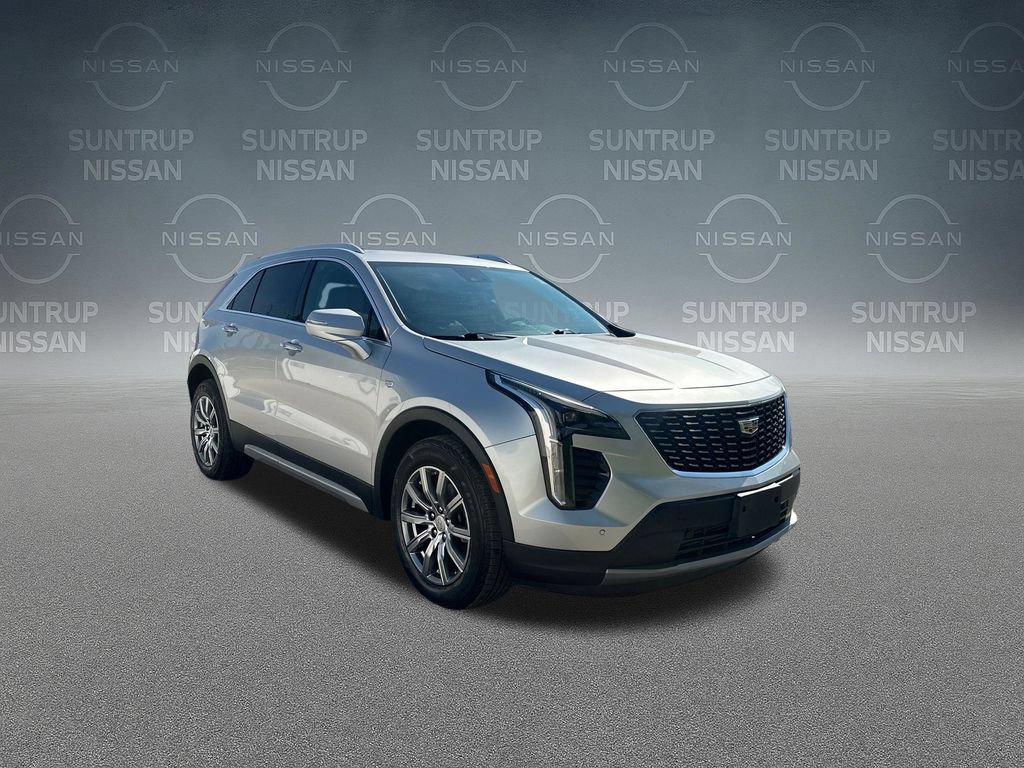 Used 2022 Cadillac XT4 Premium Luxury w/ Safety Alert Package AWD/4WD image 39