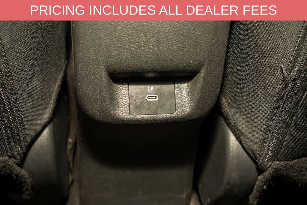 Used 2023 Nissan Versa SV FWD image 7
