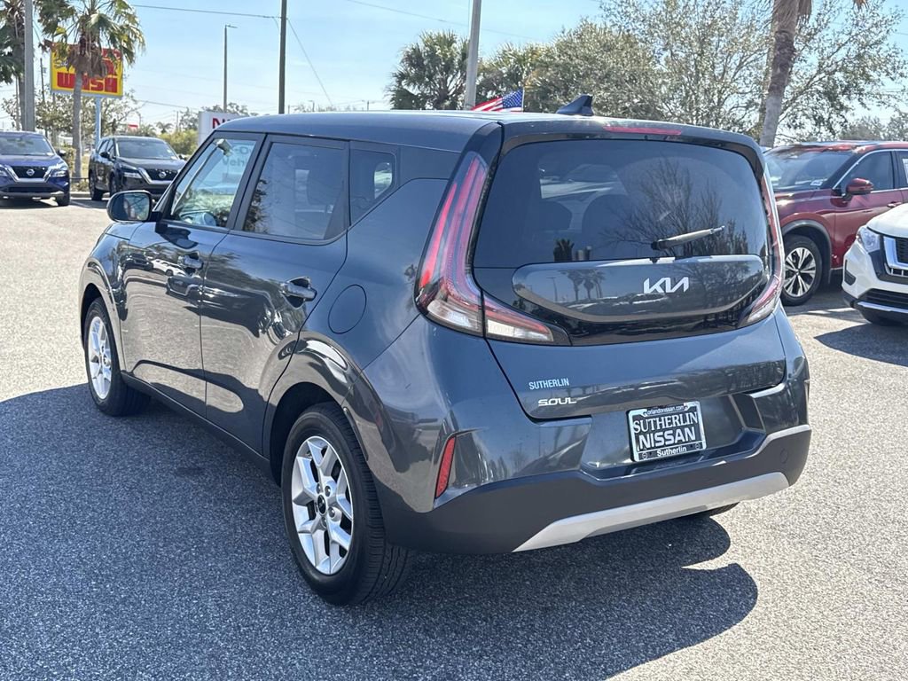 Used 2024 Kia Soul LX w/ Option Group 015 image 6