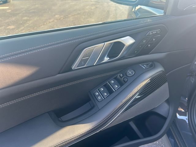 New 2026 BMW X7 M60i image 14