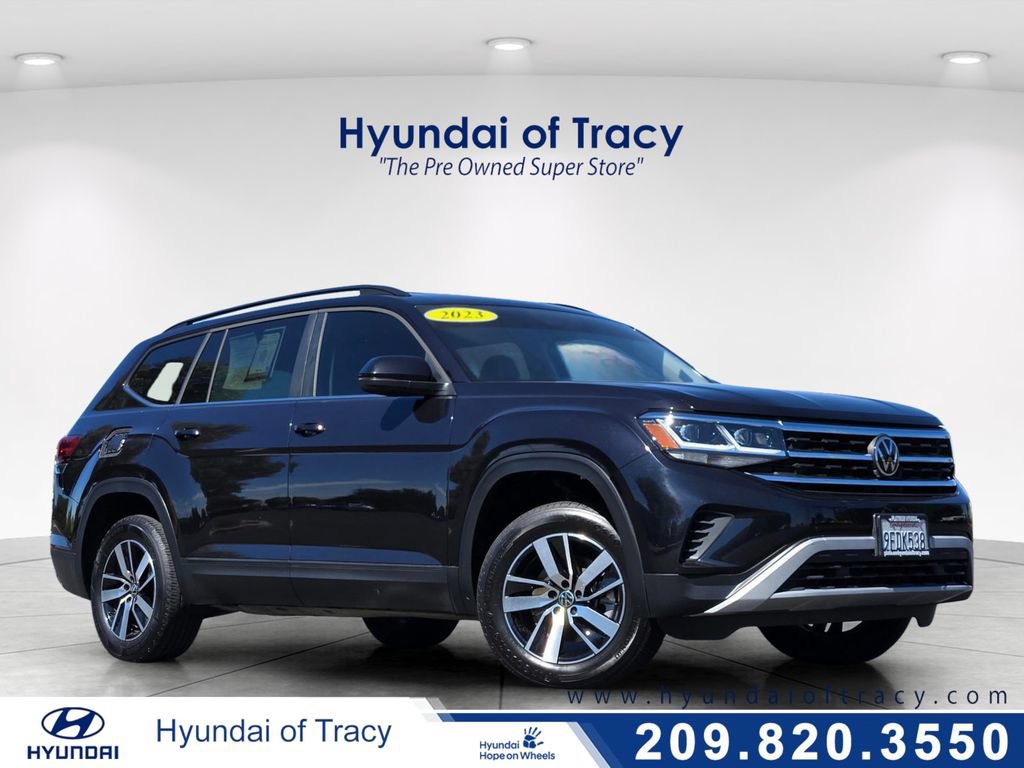 Used 2023 Volkswagen Atlas SE FWD image 1