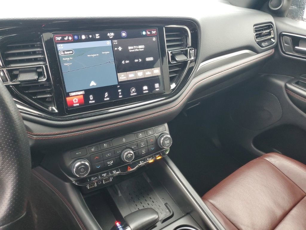 Used 2025 Dodge Durango GT image 19